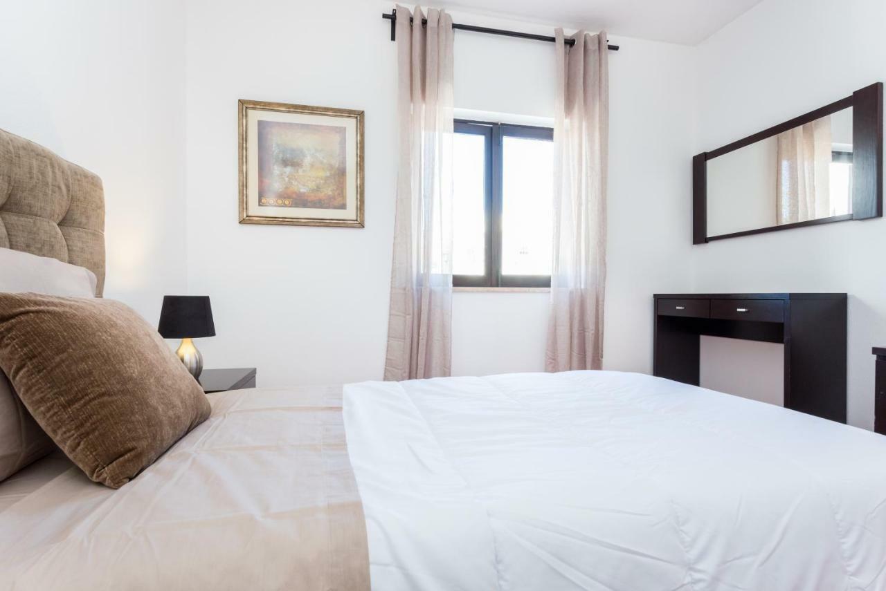 Safari Beach Guest House Lagos Kültér fotó