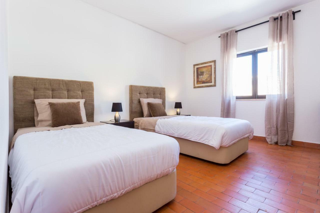 Safari Beach Guest House Lagos Kültér fotó